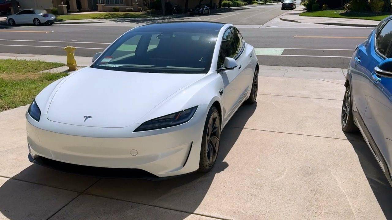 新款特斯拉Model 3高性能版上市 售33.59万